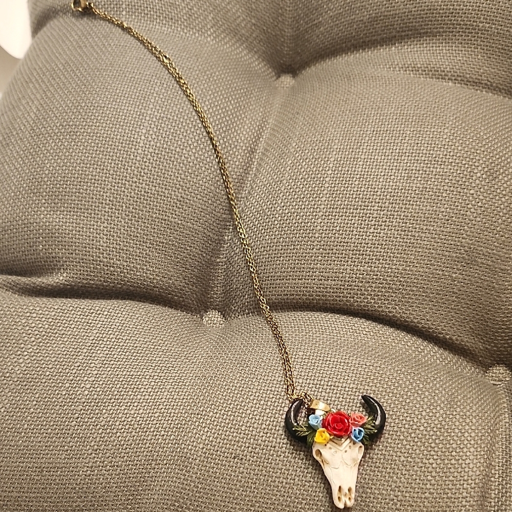 Handcrafted Floral Blooming Spirit Skull Necklace - Picture 3 of 4
